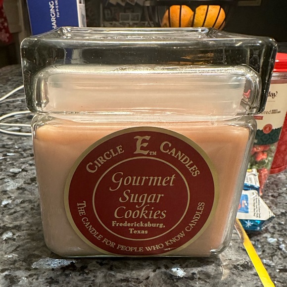 Circle E Accents Circle E Candle 28oz Gourmet Sugar Cookie New Poshmark